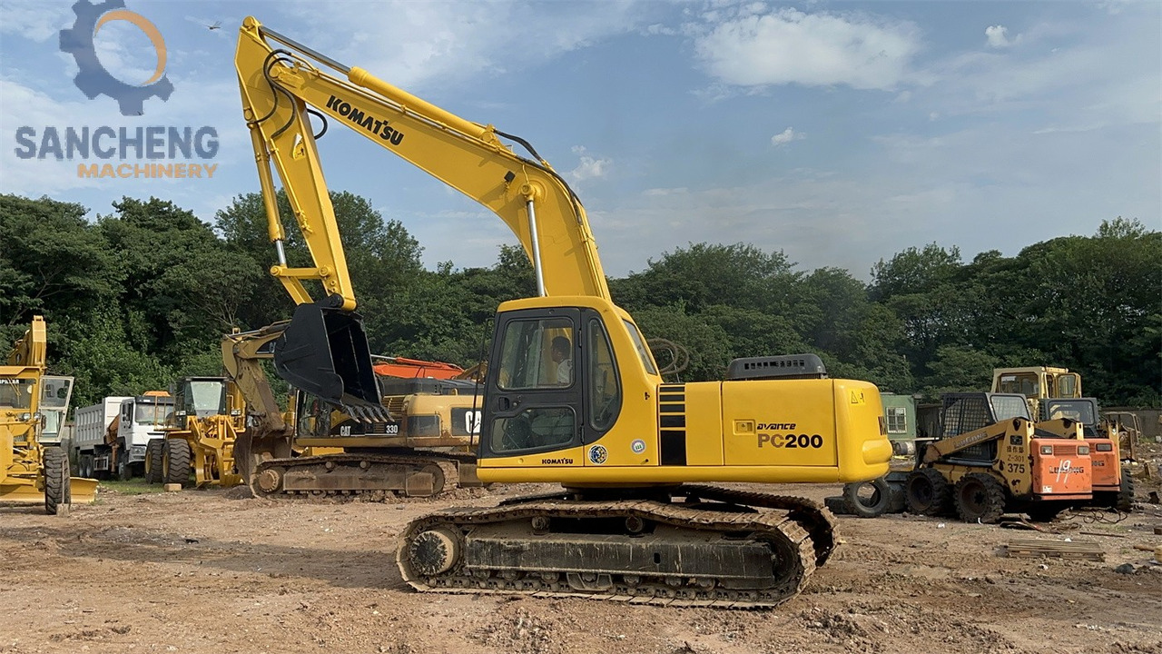 Escavadora de rastos KOMATSU PC200-6: foto 15