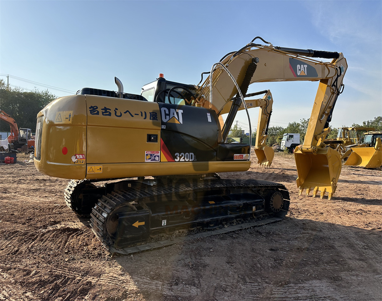 CATERPILLAR 320DL - Máquina de construção: foto 3 CATERPILLAR 320DL - Máquina de construção: foto 3