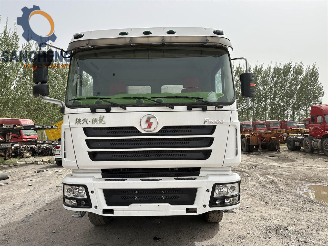 Shacman F3000 Dump truck - Camião basculante: foto 4 Shacman F3000 Dump truck - Camião basculante: foto 4