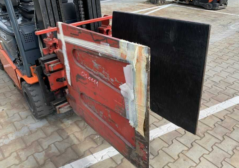 Bolzoni KS08CF5A, Kartonklammer - Grampo por Equipamento de movimentação: foto 2 Bolzoni KS08CF5A, Kartonklammer - Grampo por Equipamento de movimentação: foto 2