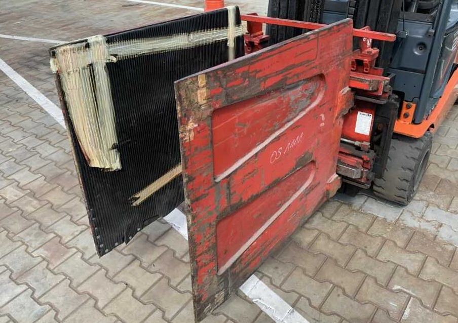 Bolzoni KS08CF5A, Kartonklammer - Grampo por Equipamento de movimentação: foto 4 Bolzoni KS08CF5A, Kartonklammer - Grampo por Equipamento de movimentação: foto 4