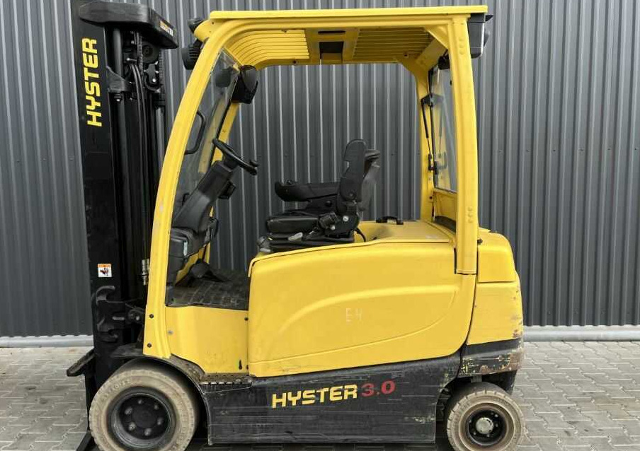 Hyster J3.0XN - Empilhadeira elétrica: foto 2 Hyster J3.0XN - Empilhadeira elétrica: foto 2
