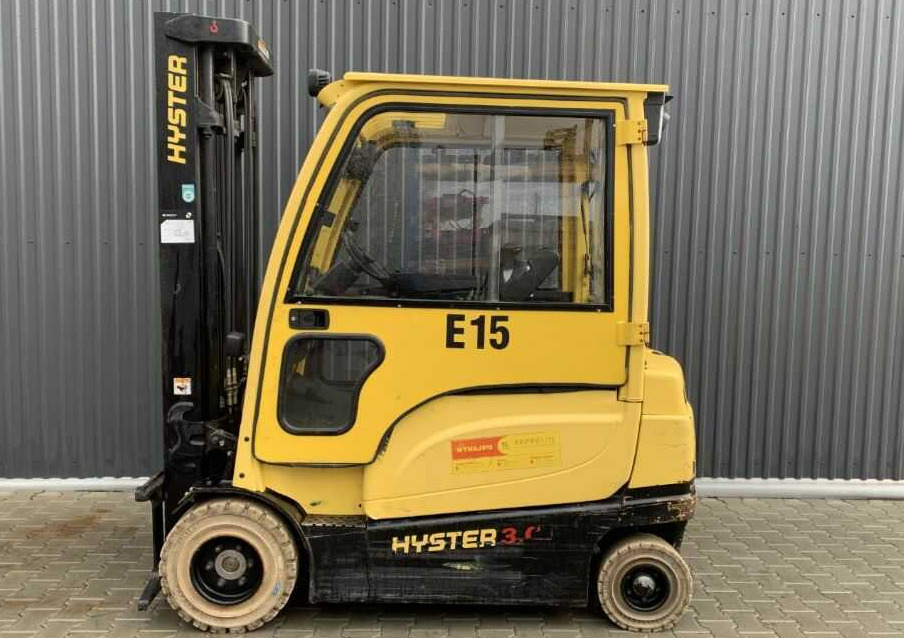 Hyster J3.0XN - Empilhadeira elétrica: foto 2 Hyster J3.0XN - Empilhadeira elétrica: foto 2