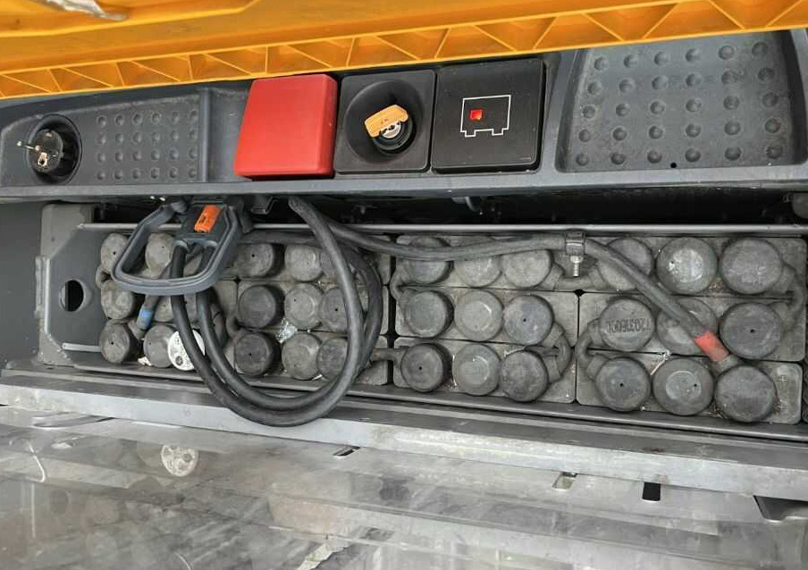 Stacker Jungheinrich EJC112: foto 6