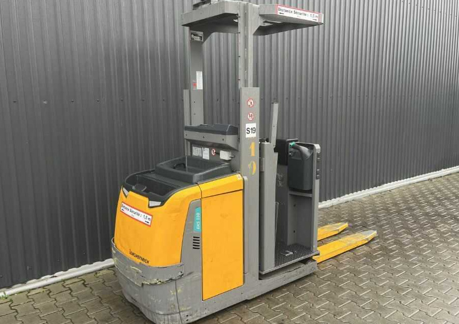 Jungheinrich EKS110 - Order-picker: foto 1 Jungheinrich EKS110 - Order-picker: foto 1