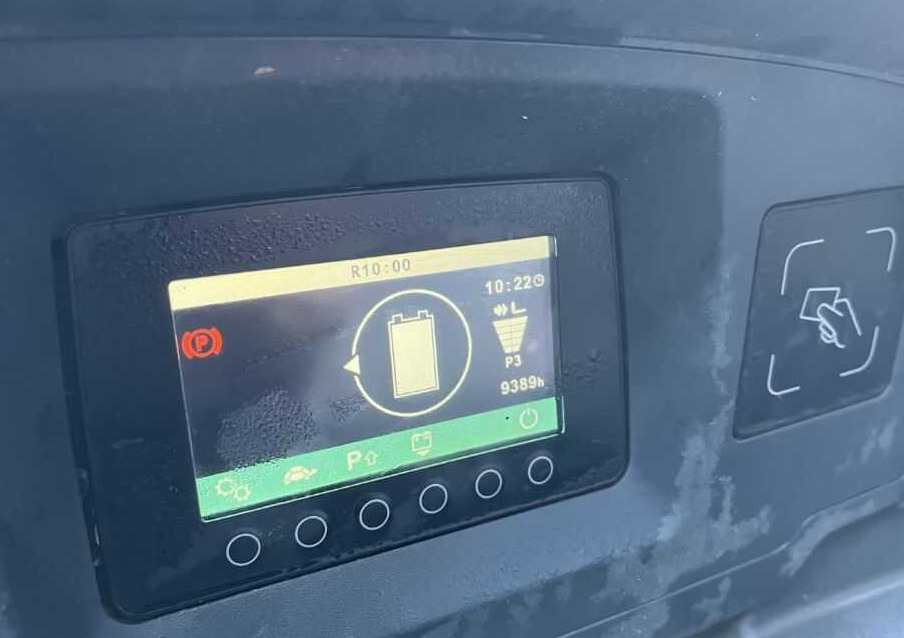 Jungheinrich ETV214 - Empilhador retráctil: foto 5 Jungheinrich ETV214 - Empilhador retráctil: foto 5