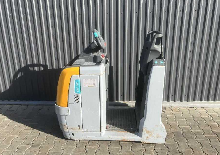 Jungheinrich EZS350 - Trator elétrics: foto 2 Jungheinrich EZS350 - Trator elétrics: foto 2