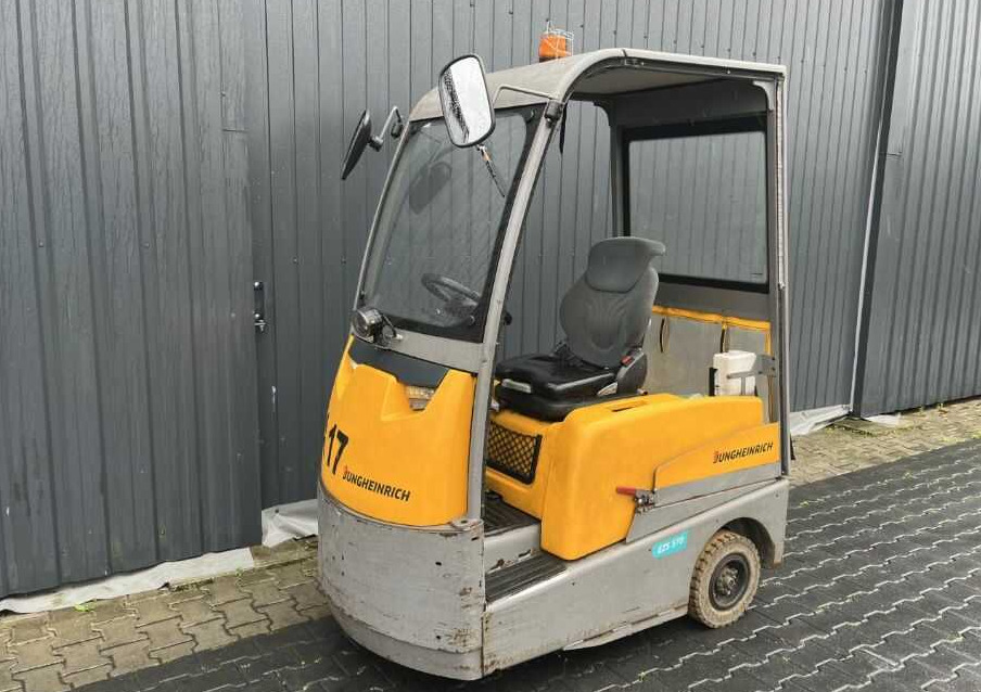 Jungheinrich EZS570 - Trator elétrics: foto 1 Jungheinrich EZS570 - Trator elétrics: foto 1