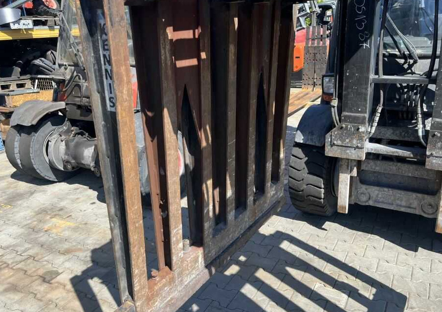 Kennis HV 8157 - Grampo por Equipamento de movimentação: foto 1 Kennis HV 8157 - Grampo por Equipamento de movimentação: foto 1