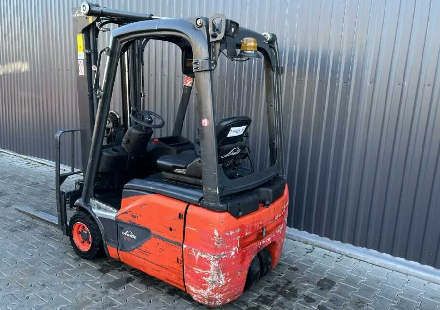 Linde E16C-02 - Empilhadeira elétrica: foto 3 Linde E16C-02 - Empilhadeira elétrica: foto 3