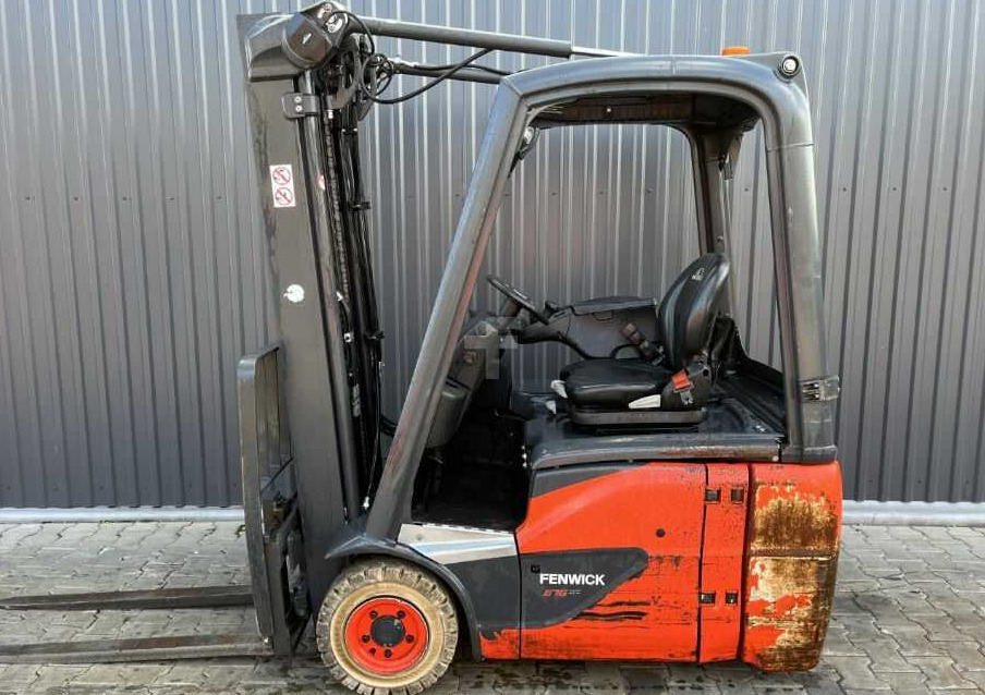 Linde E16C-02 - Empilhadeira elétrica: foto 2 Linde E16C-02 - Empilhadeira elétrica: foto 2