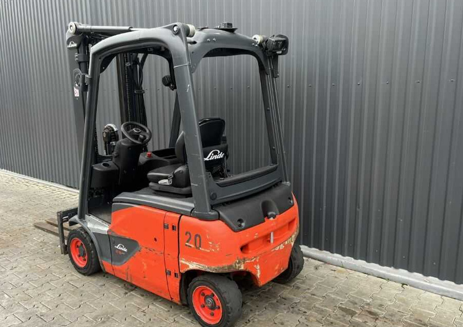 Linde E16P-02 - Empilhadeira elétrica: foto 3 Linde E16P-02 - Empilhadeira elétrica: foto 3