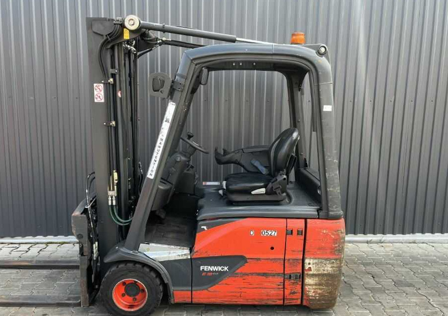 Linde E18-01 - Empilhadeira elétrica: foto 2 Linde E18-01 - Empilhadeira elétrica: foto 2