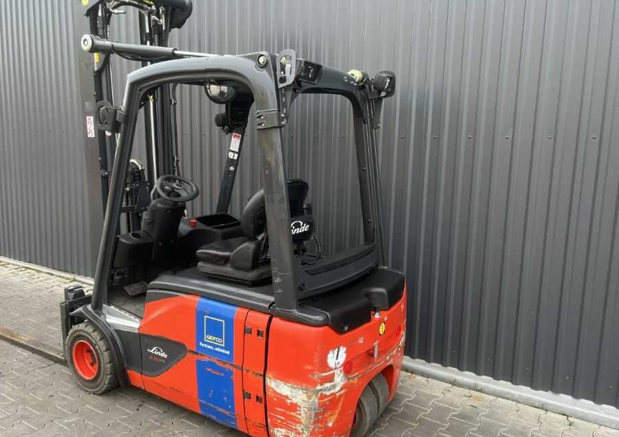Linde E20L-02 - Empilhadeira elétrica: foto 3 Linde E20L-02 - Empilhadeira elétrica: foto 3