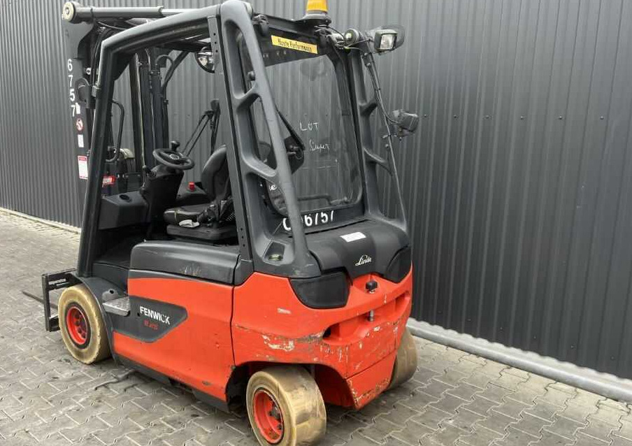 Linde E25-01 - Empilhadeira elétrica: foto 3 Linde E25-01 - Empilhadeira elétrica: foto 3