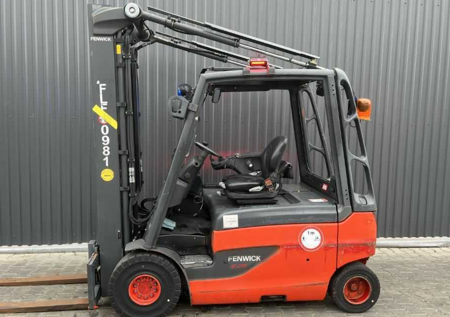 Linde E25L-01 - Empilhadeira elétrica: foto 2 Linde E25L-01 - Empilhadeira elétrica: foto 2