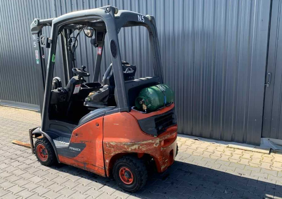 Linde H14T-01 - Empilhadeira a gás: foto 3 Linde H14T-01 - Empilhadeira a gás: foto 3