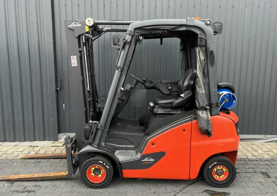 Linde H20T-01 - Empilhadeira a gás: foto 2 Linde H20T-01 - Empilhadeira a gás: foto 2