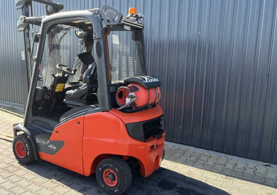 Linde H20T-01 - Empilhadeira a gás: foto 3 Linde H20T-01 - Empilhadeira a gás: foto 3