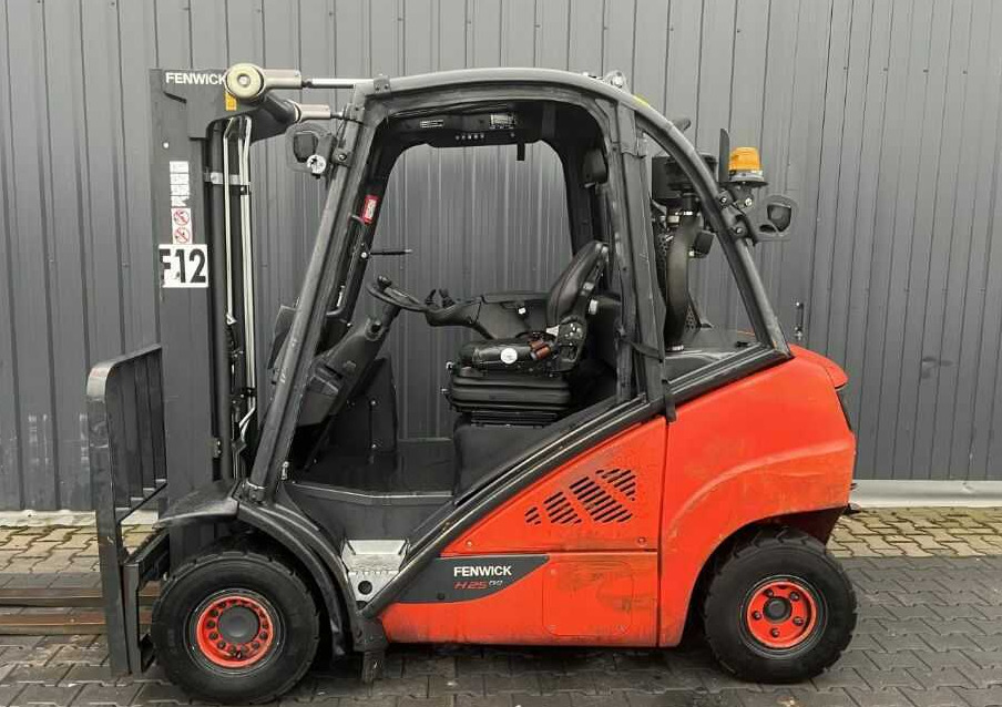 Empilhadeira a diesel Linde H25D-02: foto 8