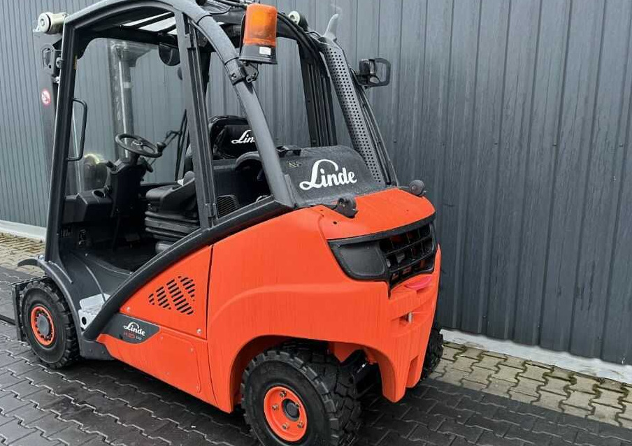 Linde H25T-02 - Empilhadeira a gás: foto 1 Linde H25T-02 - Empilhadeira a gás: foto 1