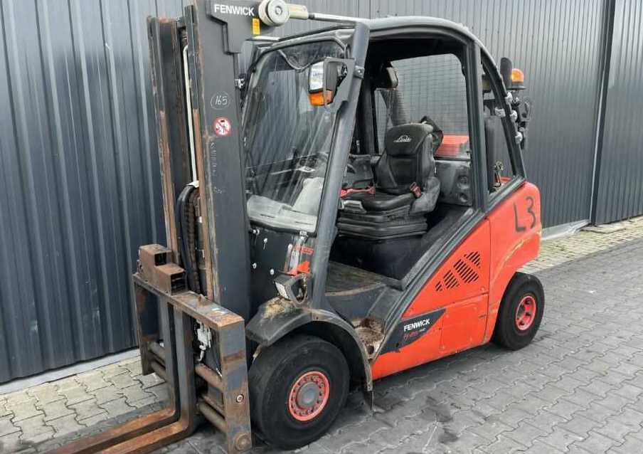 Linde H25T-02 - Empilhadeira a gás: foto 1 Linde H25T-02 - Empilhadeira a gás: foto 1