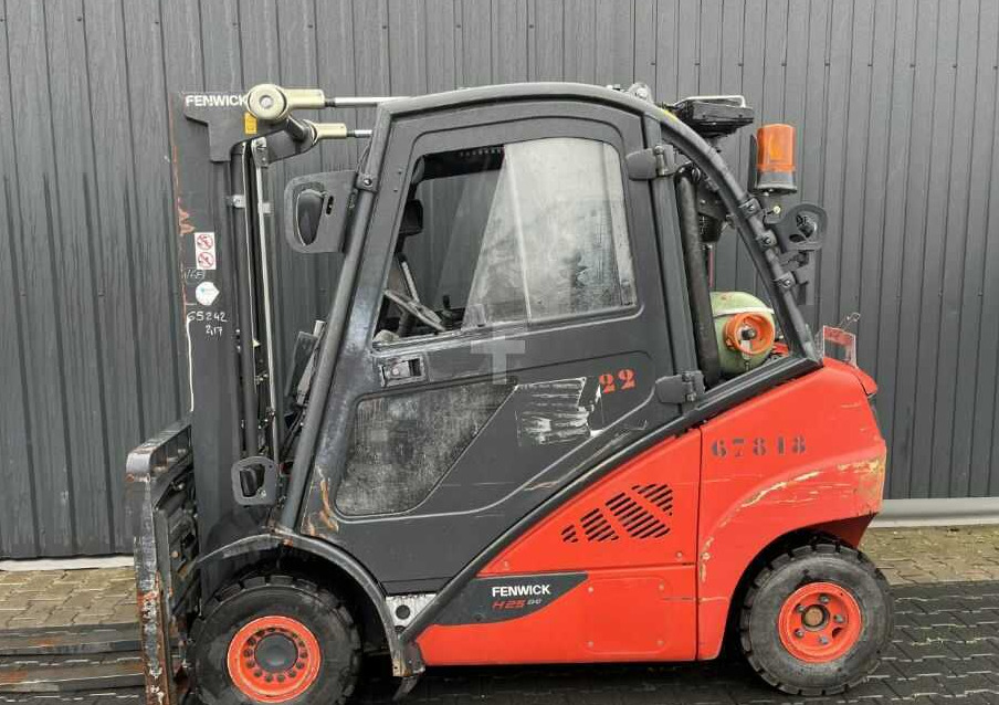 Linde H25T-02 - Empilhadeira a gás: foto 2 Linde H25T-02 - Empilhadeira a gás: foto 2