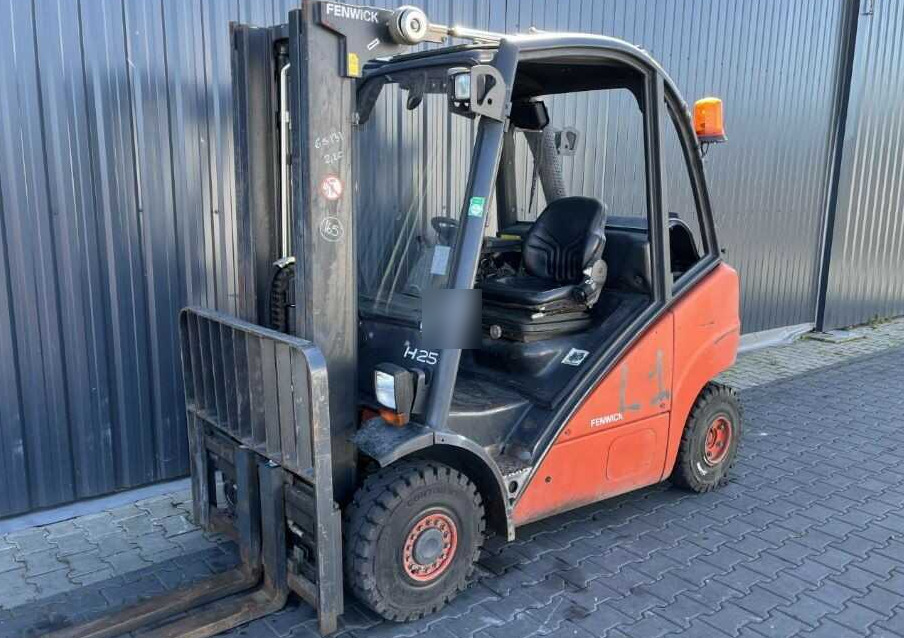 Linde H25T - Empilhadeira a gás: foto 1 Linde H25T - Empilhadeira a gás: foto 1