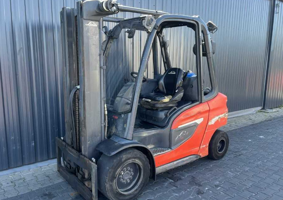 Linde H35T-01 - Empilhadeira a gás: foto 1 Linde H35T-01 - Empilhadeira a gás: foto 1
