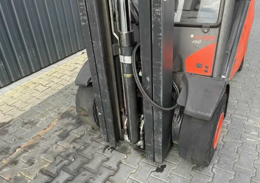 Linde H35T-02 - Empilhadeira a gás: foto 5 Linde H35T-02 - Empilhadeira a gás: foto 5