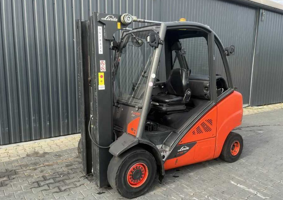 Linde H35T-02 - Empilhadeira a gás: foto 1 Linde H35T-02 - Empilhadeira a gás: foto 1