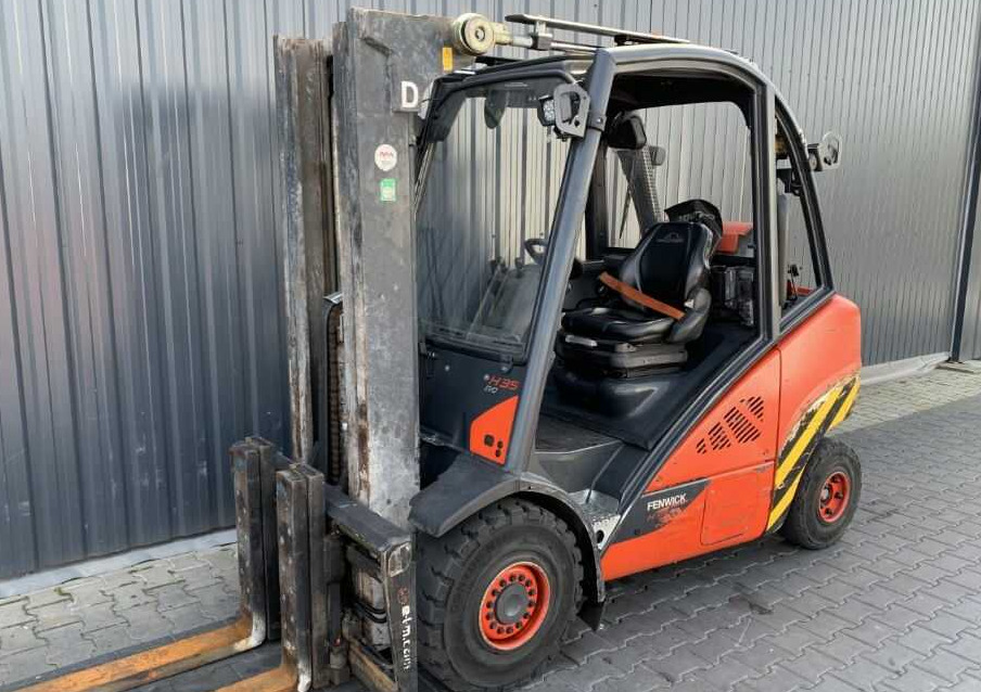 Linde H35T-02 - Empilhadeira a gás: foto 1 Linde H35T-02 - Empilhadeira a gás: foto 1