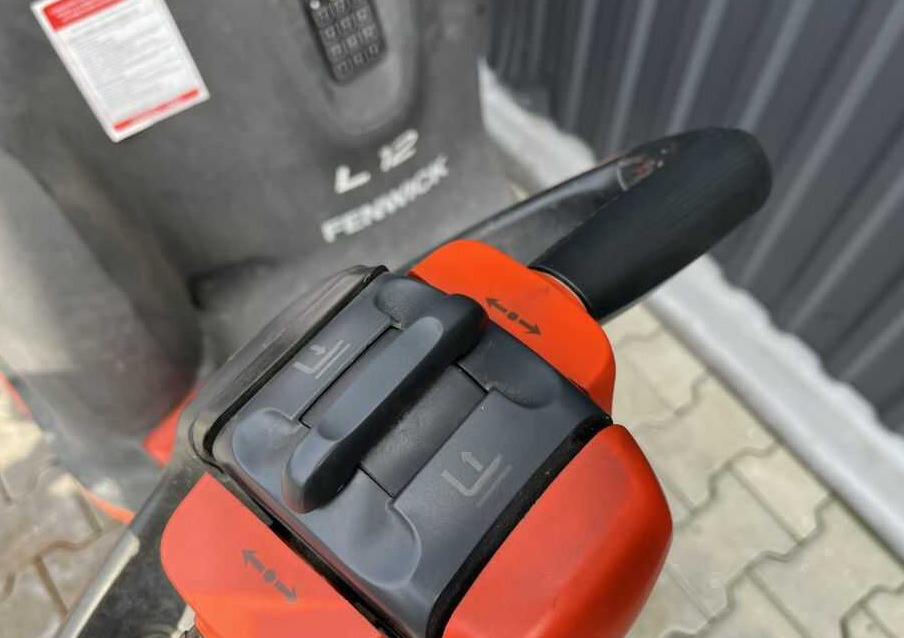 Stacker Linde L12: foto 8