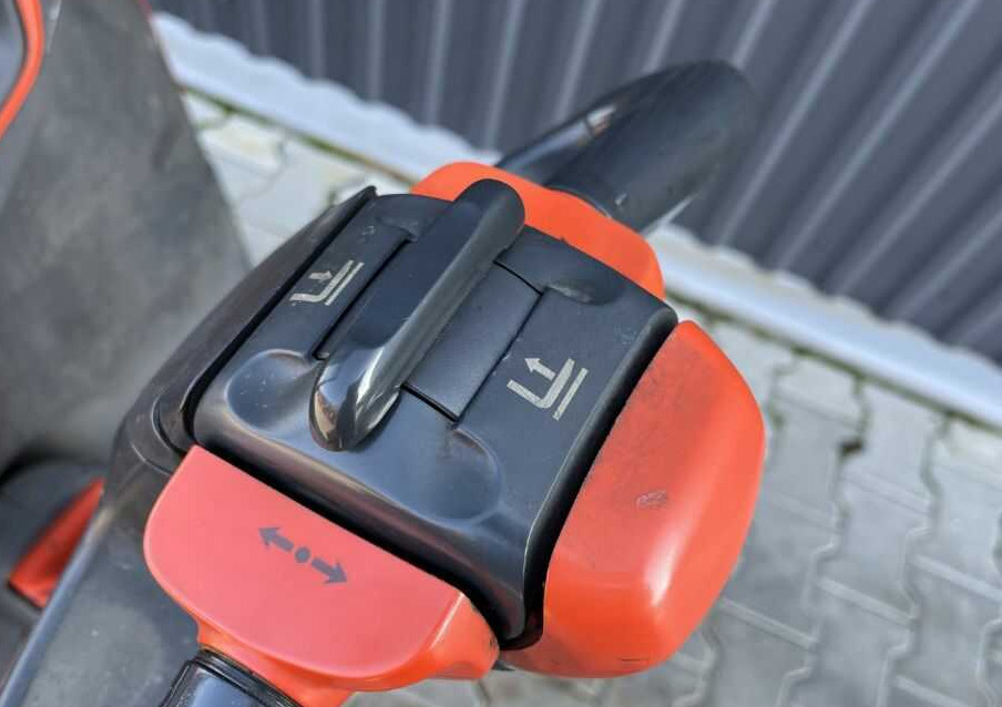 Linde L16 - Stacker: foto 1 Linde L16 - Stacker: foto 1