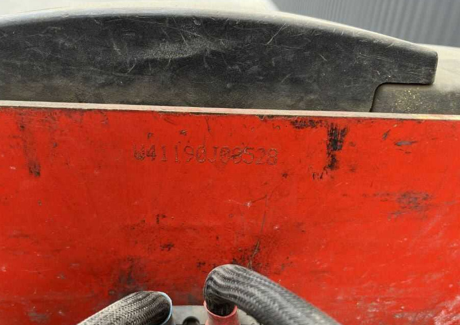 Linde P30C - Trator elétrics: foto 4 Linde P30C - Trator elétrics: foto 4