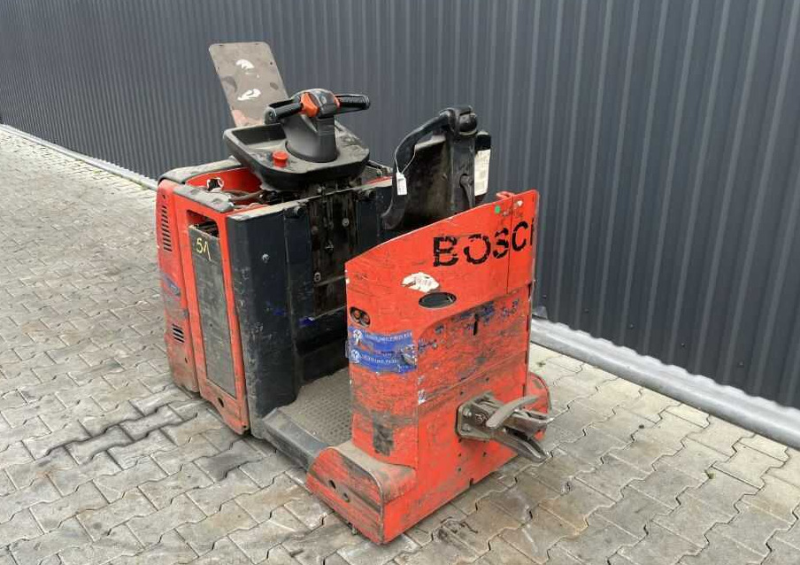 Linde P30C - Trator elétrics: foto 3 Linde P30C - Trator elétrics: foto 3