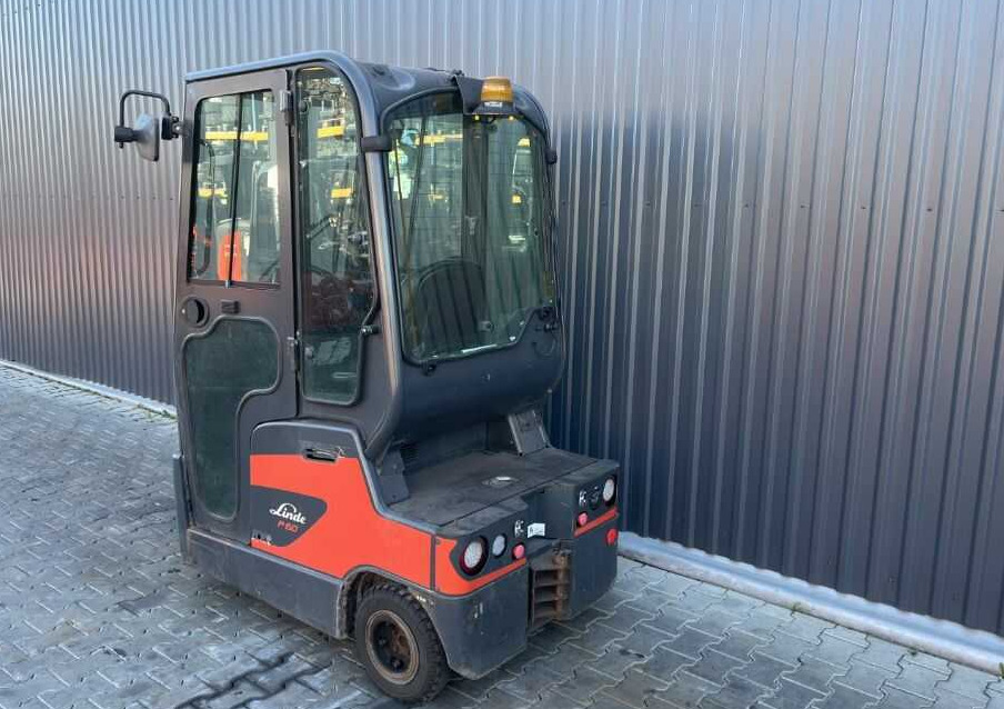 Linde P60 - Trator elétrics: foto 3 Linde P60 - Trator elétrics: foto 3
