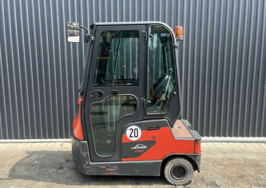 Linde P80 - Trator elétrics: foto 2 Linde P80 - Trator elétrics: foto 2