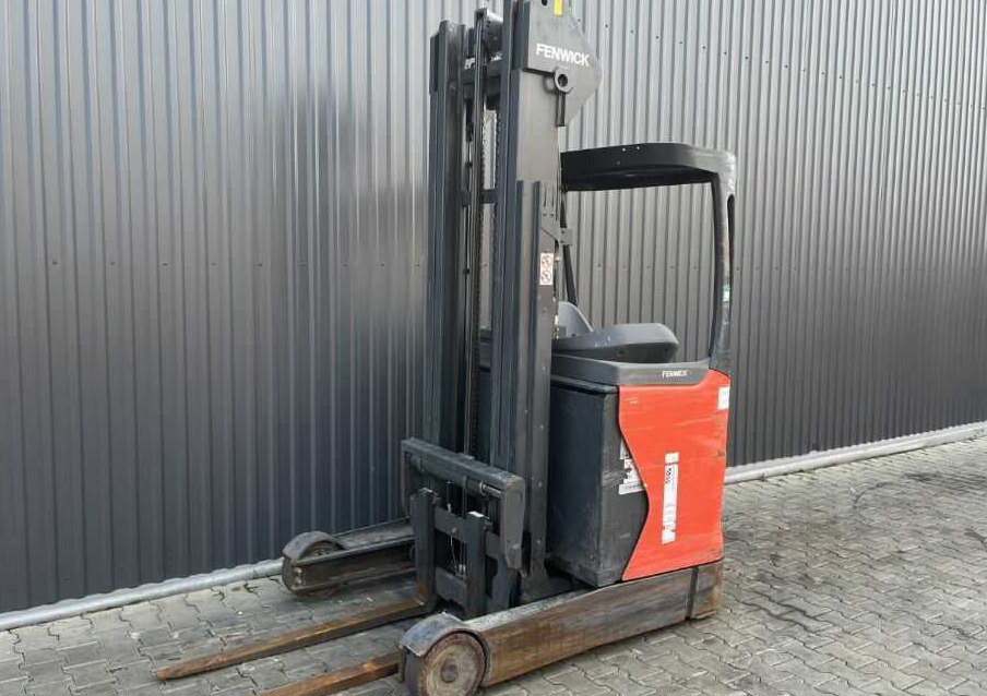 Linde R14-01 - Empilhador retráctil: foto 1 Linde R14-01 - Empilhador retráctil: foto 1