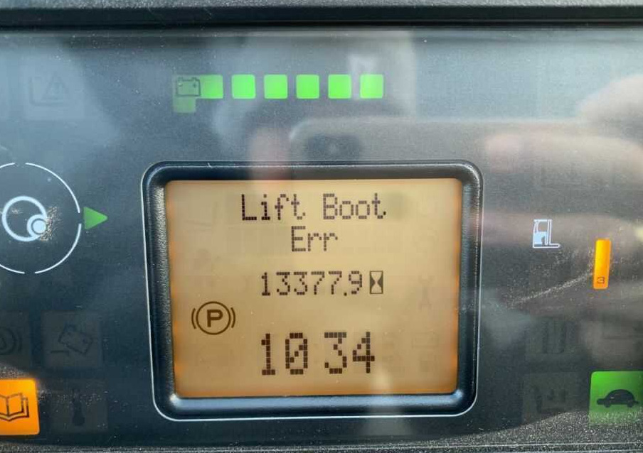 Linde R14-01 - Empilhador retráctil: foto 4 Linde R14-01 - Empilhador retráctil: foto 4