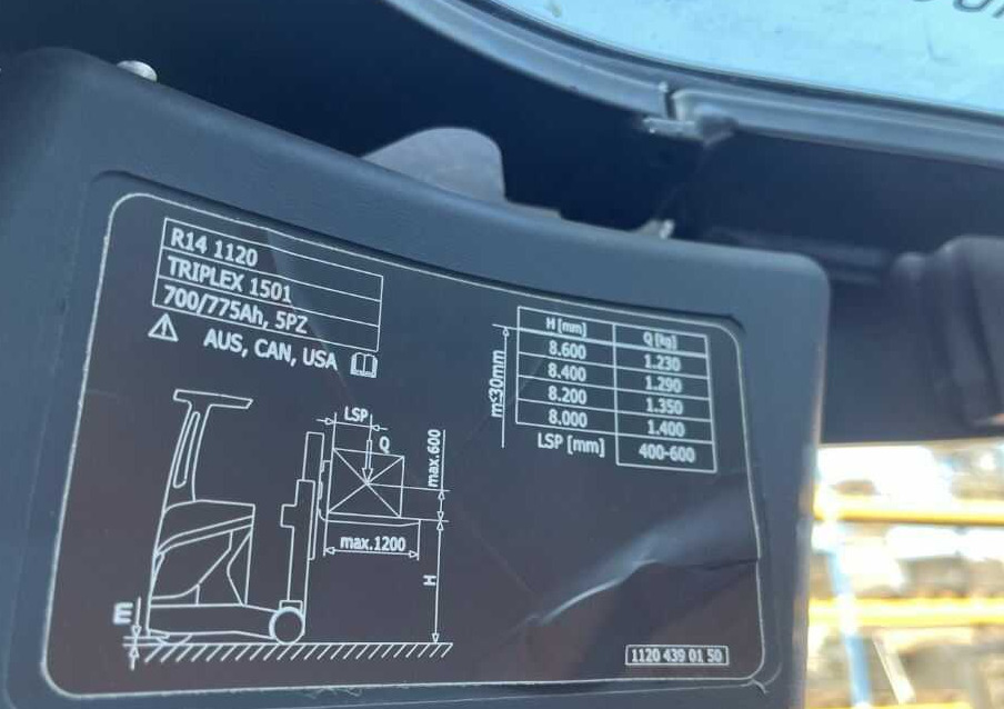 Empilhador retráctil Linde R14: foto 6