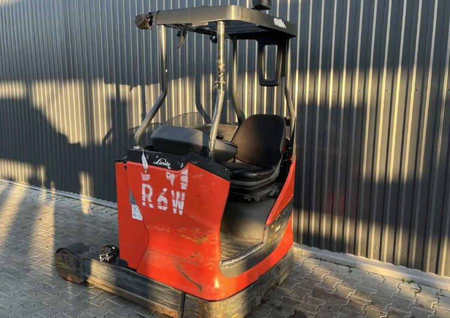 Linde R14HD-01 - Empilhador retráctil: foto 2 Linde R14HD-01 - Empilhador retráctil: foto 2