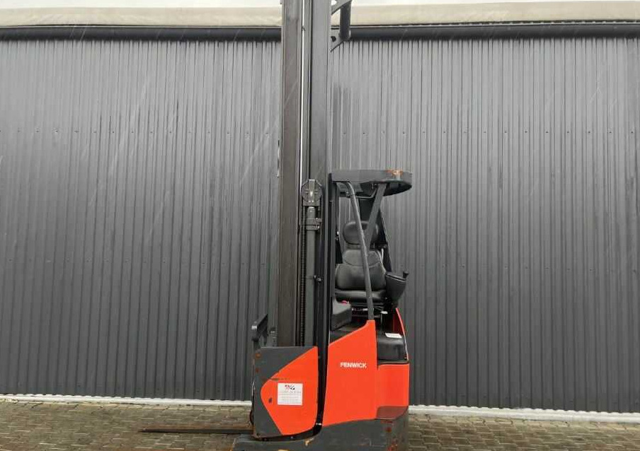 Linde R14X - Empilhador retráctil: foto 2 Linde R14X - Empilhador retráctil: foto 2