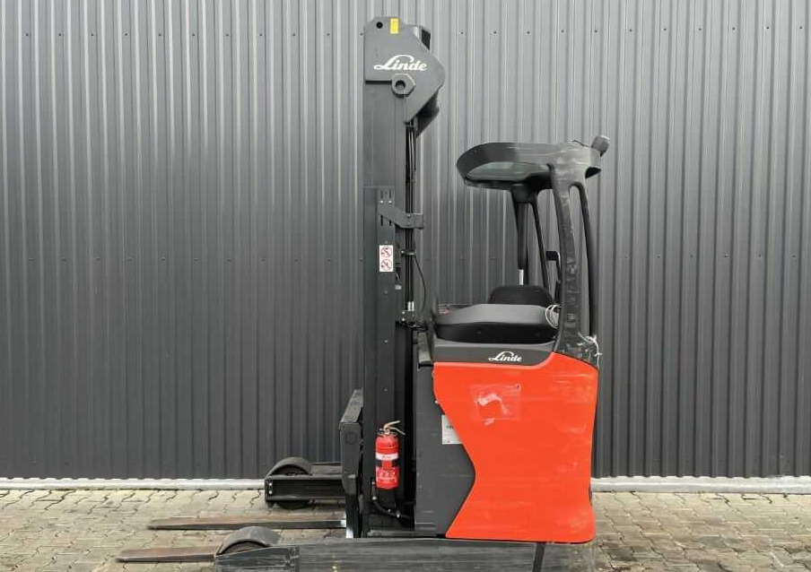Linde R16-01 - Empilhador retráctil: foto 2 Linde R16-01 - Empilhador retráctil: foto 2