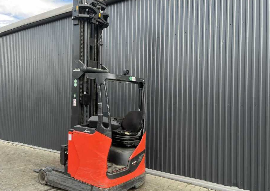 Linde R16HD-01 - Empilhador retráctil: foto 3 Linde R16HD-01 - Empilhador retráctil: foto 3