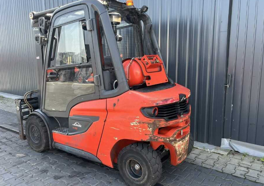 Linde SL15179SP - Empilhadeira a gás: foto 3 Linde SL15179SP - Empilhadeira a gás: foto 3