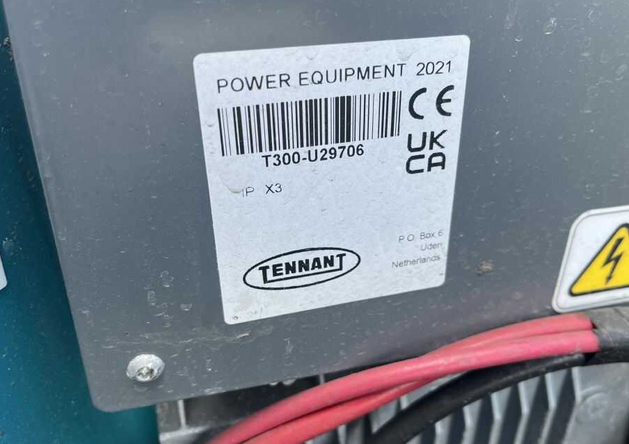 Lavadora aspiradora de pavimentos Tennant T300: foto 6 Lavadora aspiradora de pavimentos Tennant T300: foto 6