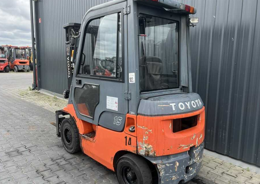 Toyota 7FDF15 - Empilhadeira a diesel: foto 3 Toyota 7FDF15 - Empilhadeira a diesel: foto 3