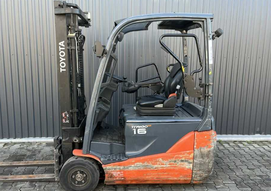 Toyota 8FBE16T - Empilhadeira elétrica: foto 2 Toyota 8FBE16T - Empilhadeira elétrica: foto 2