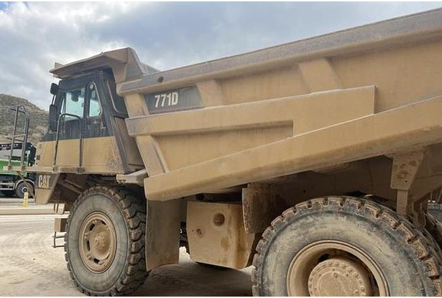 Caterpillar 771D - Dumper: foto 3 Caterpillar 771D - Dumper: foto 3
